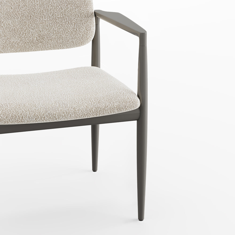 Laggi II Chair