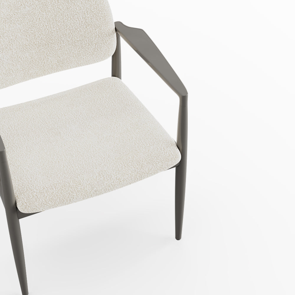Laggi II Chair