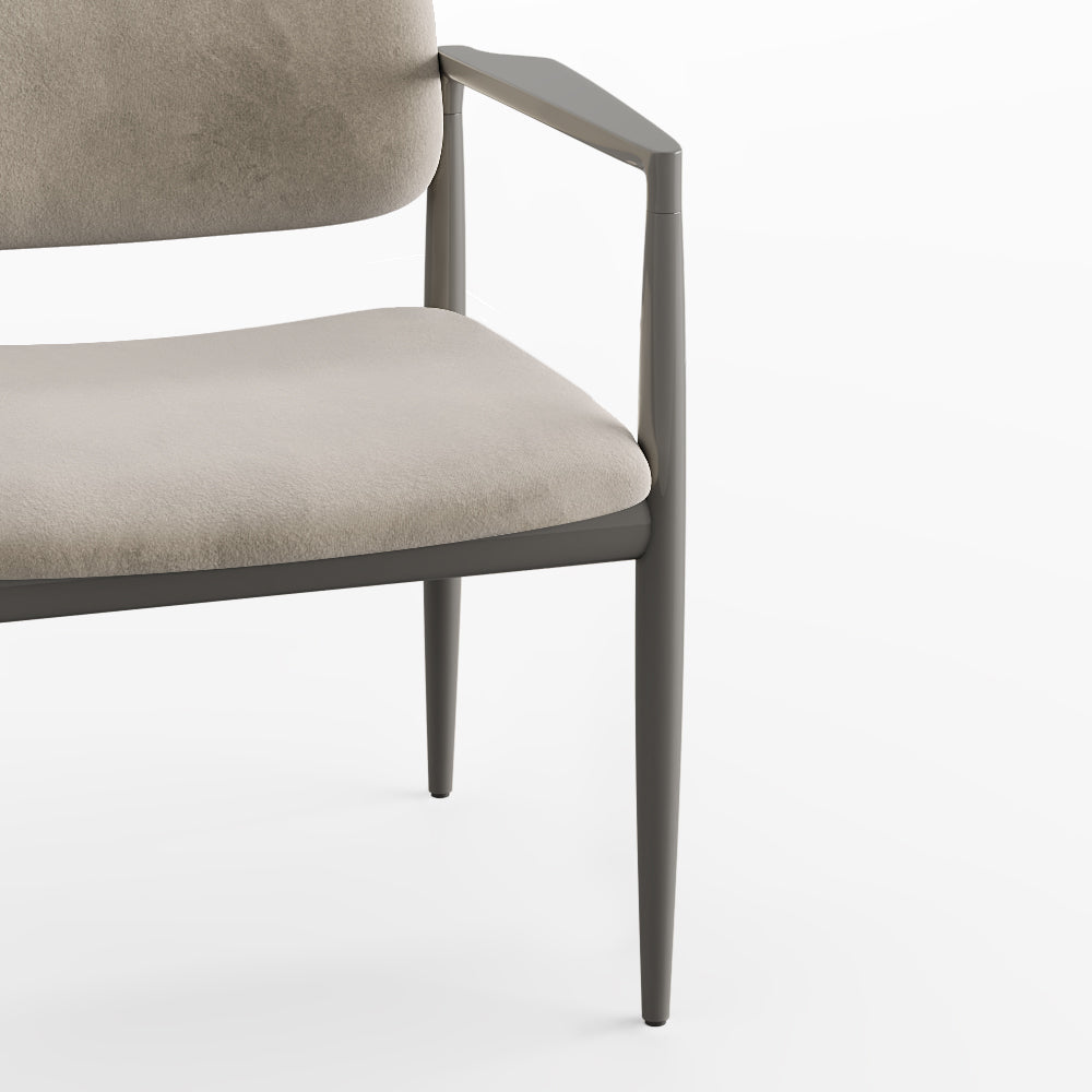 Laggi II Chair